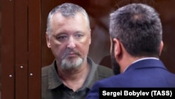 Бывший главарь группировки «ДНР», бывший полковник ФСБ России Игорь Гиркин (Стрелков) в зале суда. Москва, 21 июля 2023 года