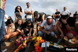 Похороны девушки, погибшей при налете боевиков на музыкальный фестиваль в кибуце Реим. Ашкелон, 10 октября 2023 года