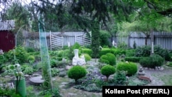 A garden in Kozacha Lopan, Ukraine.
