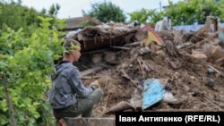Mâl și ruină: ucrainenii se luptă cu urmările ruperii barajului Kahovka