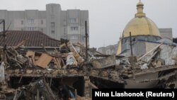 Знищена російською ракетною атакою будівля в Одесі, 29 грудня 2023 року