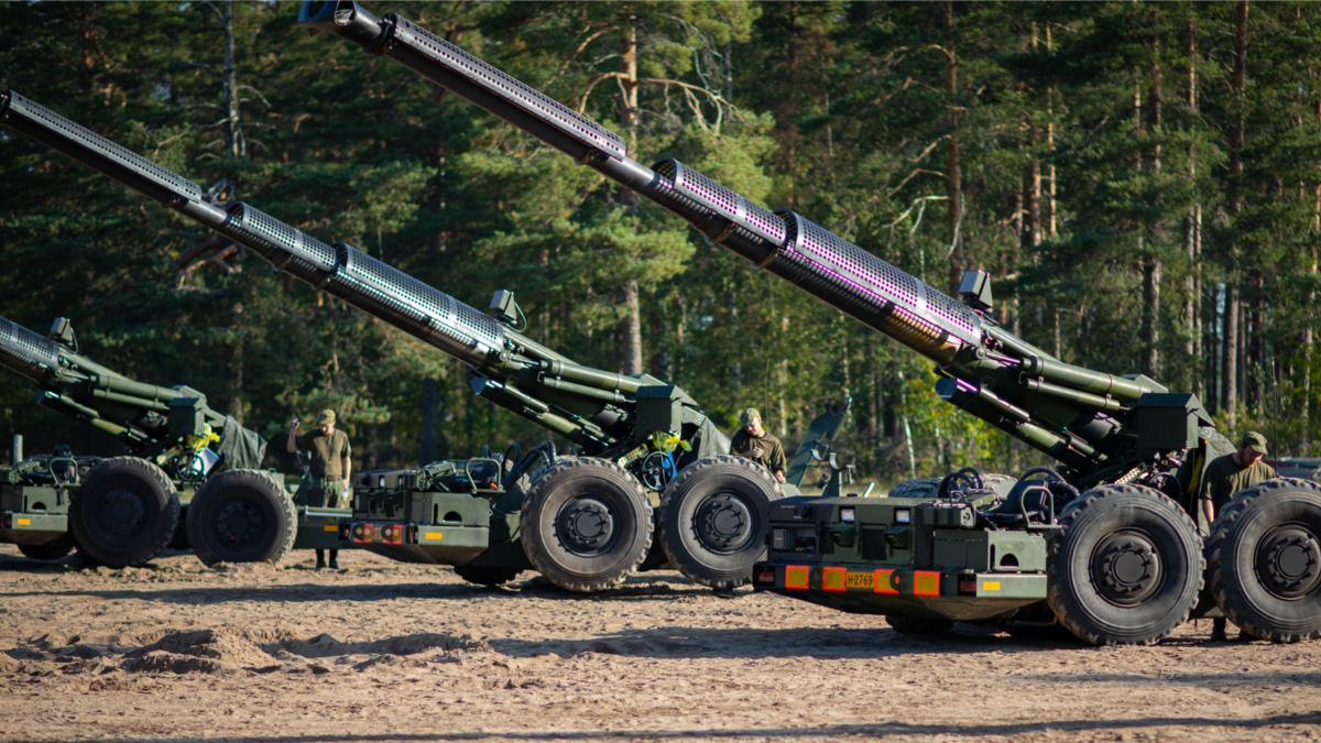 Финская огневая мощь у границ России: чем Финляндия усилит НАТО  (фотогалерея)