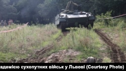 საილუსტრაციო ფოტო არქივიდან. უკრაინის სახმელეთო ძალების სასწავლო პოლიგონი