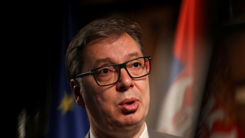 Vuçiqi thotë se Serbia nuk do të dërgojë trupa në Kosovë