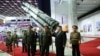 وزیر دفاع روسیه (سوم از راست) هفته گذشته مهمان رهبر کره شمالی بود