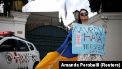 Люди в Бразилії протестують проти візиту Сергія Лаврова до країни