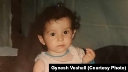 Foto e vjetër nga fëmijëria e Gynesh Veshallit.