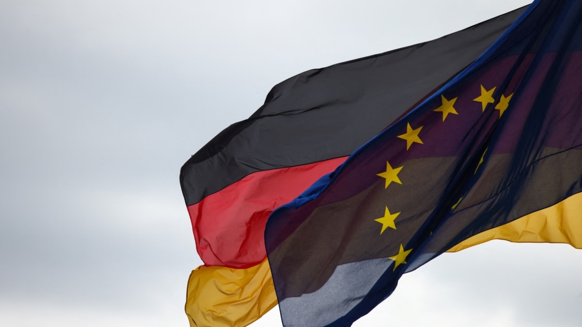 Німеччина продовжує блокування нових санкцій ЄС проти РФ – Reuters