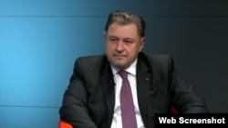 Ministrul Sănătății, Alexandru Rafila, în studio-ul Europei Libere, înainte de data incidentului legat de Spitalul Săpoca și cârnați de Pleșcoi.