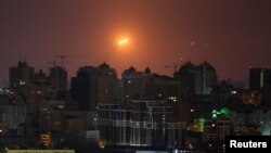 Експлозија на ракета на небото над Киев, 24 март 2024 година. 