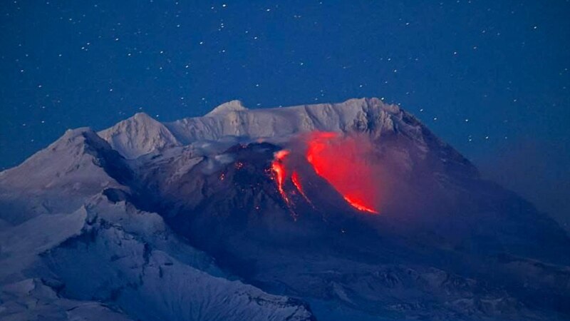 Shpërthen një prej vullkaneve më aktive të Rusisë