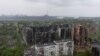 Ndërtesa të banimit, të shkatërruara në Mariupol të Ukrainës. 18 maj 2022. 