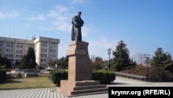 Памятник украинскому поэту Тарасу Шевченко в Севастополе – 9 марта 2024 года
