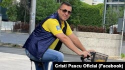 Premierul Marcel Ciolacu l-a numit în funcția de vicepreședinte al Oficiului Național pentru Jocuri de Noroc pe Cristian Pascu, cunoscut frizer și hairstylist și, din 2021, consilier local PNL.