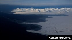 Arktik gori, dok se led topi
