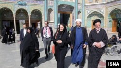 შვეიცარიის ელჩი ნადინ ოლივიერი ლოზანო ყუმში. 22 თებერვალი, 2023 წელი (საარქივო ფოტო).