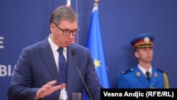 Vučić je rekao da će Srbija istražiti događaje koji su doveli do pucnjave, negirajući umešanost srpskih vlasti.