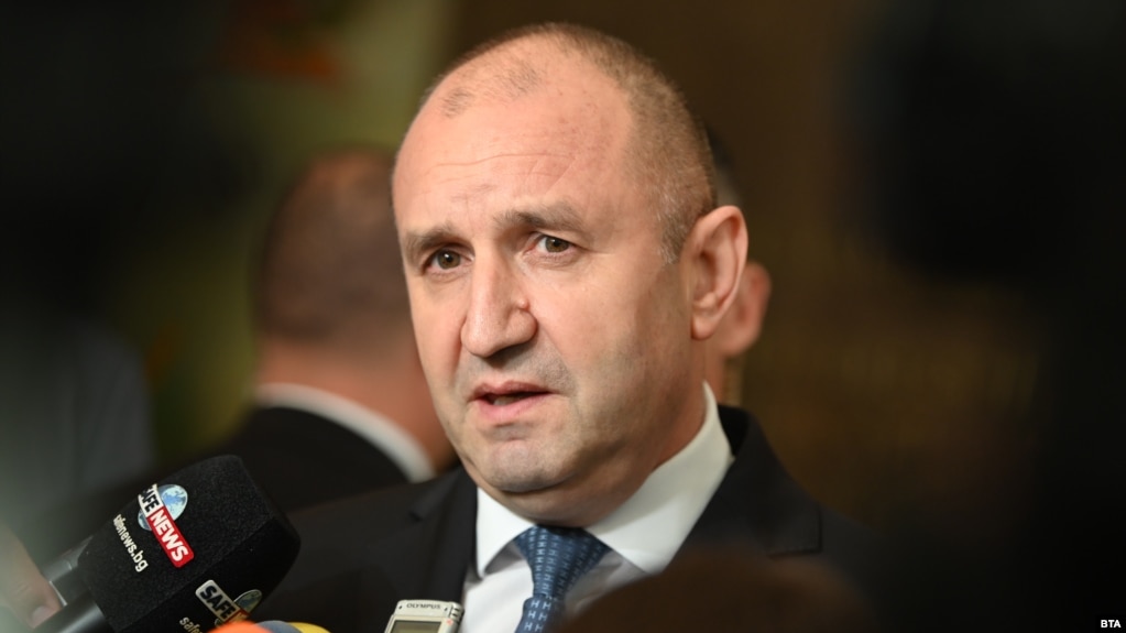 Румен Радев