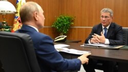 Радий Хабиров на встрече с Владимиром Путиным. Архивное фото