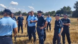 Explozii la Crevedia | Peste 100 de jandarmi, la locul incendiului. Oamenii din zonă încă nu au curent electric