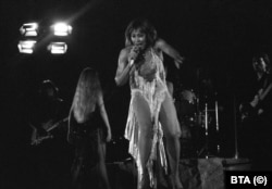 Тина Търнър по време на концерта си в София през 1981 г. Снимка: БТА/Архив