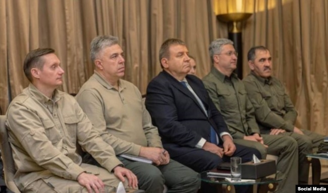 Timur Ivanov (i dyti nga e djathta) gjatë vizitës së delegacionit të Ministrisë së Mbrojtjes Ruse në Mali, 3 dhjetor 2023