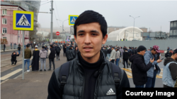 Атабек өзбекстандык мигрант.