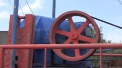 Neft buruqlarının 'qonşuları': Təhlükəsizliyə kim cavabdehdir?