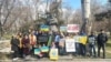 Акция в поддержку Украины у ереванского памятника Тарасу Шевченко