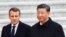 Președintele francez Emmanuel Macron și liderul chinez Xi Jinping. Cei doi șefi de stat vor discuta despre războiul din Ucraina și reechilibrarea legăturilor comerciale după reglementările stricte zero-Covid.