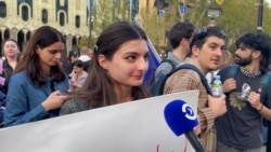 Protestatarii georgieni cer partidului de la guvernare să „dea înapoi" în privința legii privind „agenții străini"