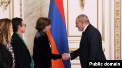 Armenian Prime Minister Nikol Pashinian receives France’s Minister for Europe and Foreign Affairs Catherine Colonna in Yerevan. April 27, 2023.