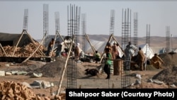 جریان کار ساخت و ساز خانه برای زلزله زدگان در ولسوالی زنده جان ولایت هرات