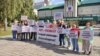 Пикет в поддержку сотрудников скорой помощи в Новосибирске