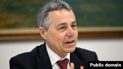 «Я тут, щоб підтвердити роль ОБСЄ як платформи для діалогу і її готовність підтримувати зусилля, спрямовані на справедливий і міцний мир», – написав Кассіс у соціальній мережі X