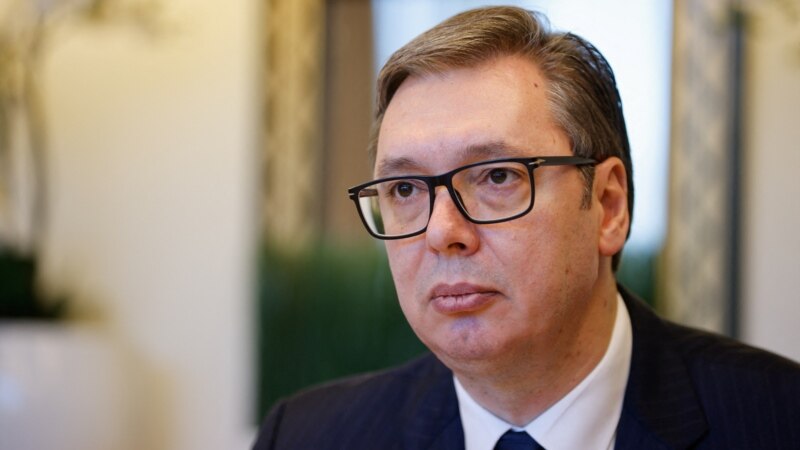 Vučić rekao da Srbija ne može da potpiše međunarodno pravni sporazum sa Kosovom