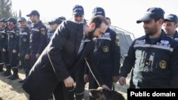 Turkey - Armenian Foreign Minister Ararat Mirzoyan inspects an Armeian search-and-rescue team in Adiyaman, February 15, 2023.