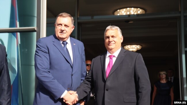 Dodik (L) i Orban prilikom dolaska mađarske delegacije u Banjaluku, 22. jun 2023.