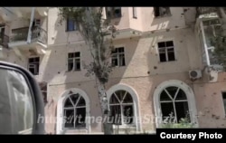 Побитий будинок у Бахмуті