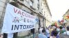 AUR a organizat un protest împotriva „vaccinării obligatorii”, temă care se dovedește însă falsă, după cum anunță autoritățile.