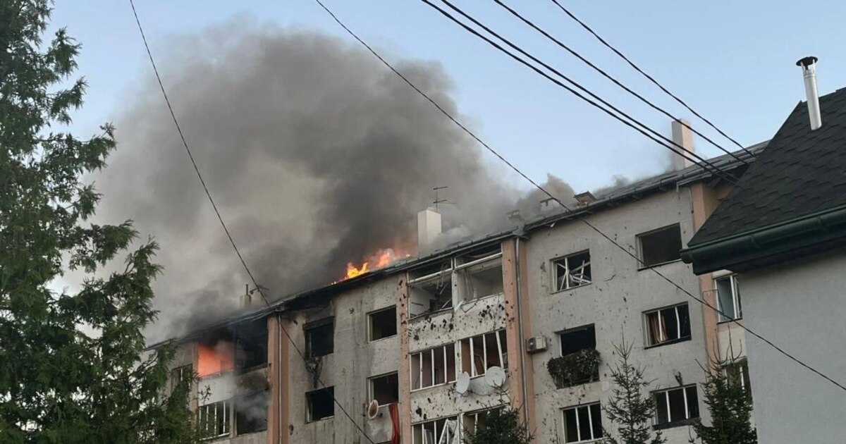 Major Russian Air Attacks On Western Ukraine Kill At Least Three People