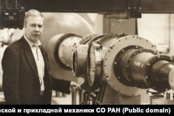 Валерий Звегинцев, основатель лаборатории "Аэрогазодинамика больших скоростей" Института теоретической и прикладной механики СО РАН, архив