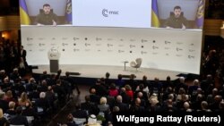 Președintele ucrainean Volodimir a avut un discurs la începerea Conferinței de securitate de la München în care a avertizat că Rusia ar putea „sugruma” Republica Moldova. 