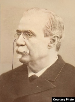 Антонио Кановас.
