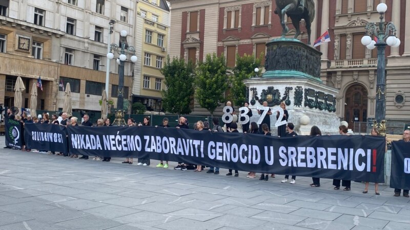 'Žene u crnom' pozvale vlasti u Srbiji da prekinu sa negiranjem genocida u Srebrenici