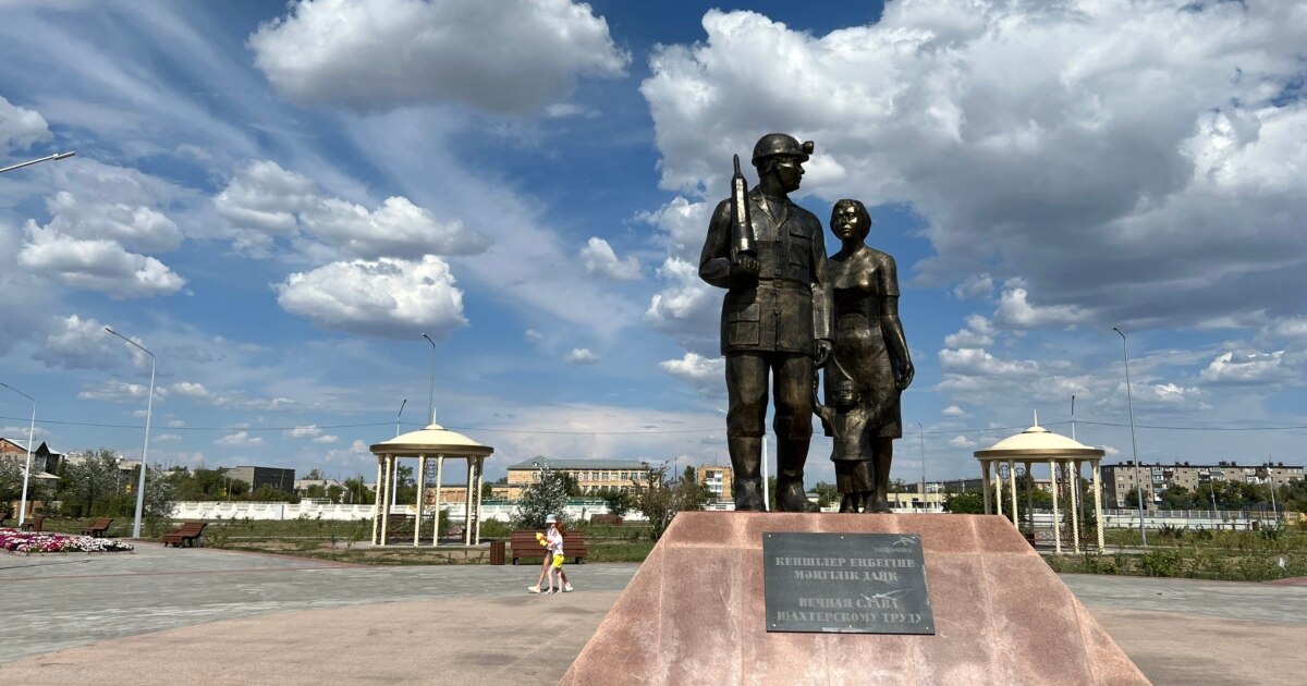 Порно монахтарды онлайн көру