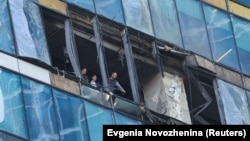При атаката е поразен 21-ия етаж на сградата
