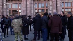 Մենք առողջ տղաներ ենք տվել, մոխիր չենք տվել». զոհված 15 զինվորների ծնողները չհանդիպեցին վարչապետին