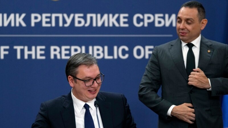 Da li su američke sankcije Vulinu šamar Vučiću?