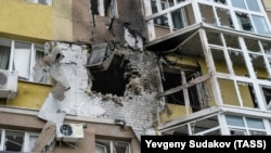 ფოტო არქივიდან. დრონით შეტევის შედეგად დანგრეული ბინა ვორონეჟის ერთ-ერთ საცხოვრებელ კორპუსში